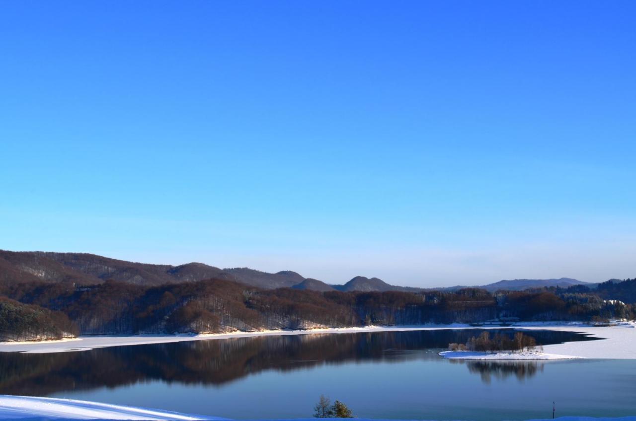 Domki Zlota Rybka Nad Jeziorem Solinskim ซาโวซ ภายนอก รูปภาพ